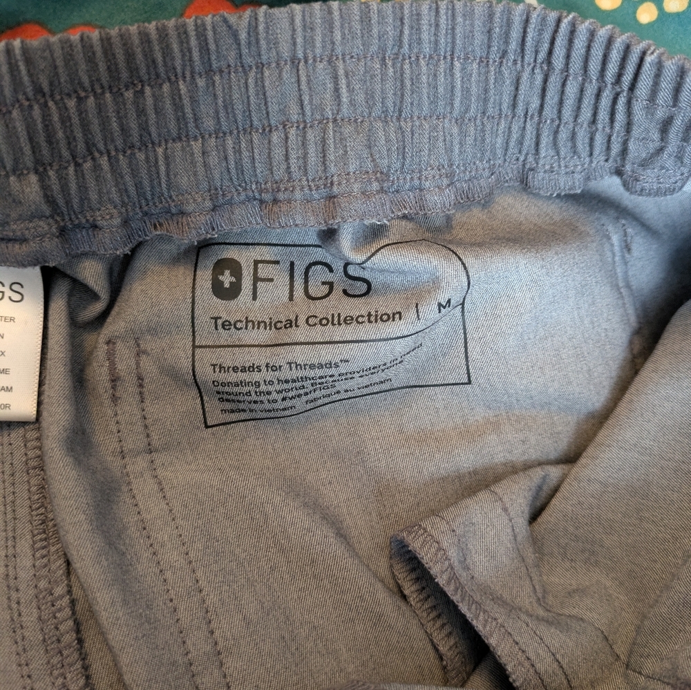 FIGS Yola Pants - Graphite - Picture 2 of 3